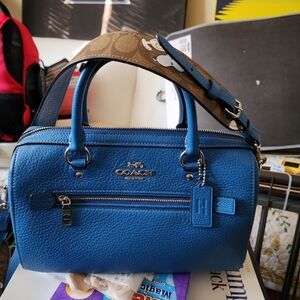 Coach bag with Peanuts shoulder strap